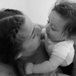Kamila Tir-Abdelali Instagram - La vidéo la plus mignonne de mon feed insta ! Je crois que ton fils adore te rendre jaloux @noreofficiel 😂🤍