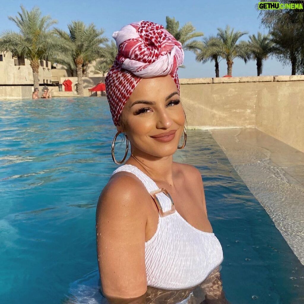 Kamila Tir-Abdelali Instagram - Sous le soleil de Dubaï 🇦🇪 Dubai, United Arab Emirates