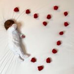 Kamila Tir-Abdelali Instagram - Parce qu’on voit beaucoup de coeur et de rose en ce moment.. Notre petit coeur à nous c’est celui là ❤️🥰🌹