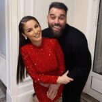 Kamila Tir-Abdelali Instagram - Happy new year 🎉 Que Dieu vous bénisse, vous protège de tout mal et vous accorde une bonne santé !! Soyez comblés d’amour 🥰❤️ Gros bisous. Mom and Dad 😘