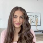 Kamila Tir-Abdelali Instagram - Last post on this year 💕 On finit avec ce tuto pour réaliser des mermaid waves ! Elles seront parfaites avec @mermade.hair 🐚 -15% sur le site Mermadehair.eu avec mon code KAMILA. Retrouvez le également chez @lbdcoiffeur #sponsorisé #mermadehair #mermadehairpartner