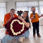 Kamila Tir-Abdelali Instagram - Mes deux amoureux 🌹❤️‍🔥