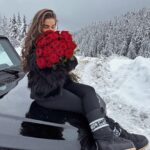 Kamila Tir-Abdelali Instagram - Coeur réchauffé 🌹♥️ Courchevel, Rhone-Alpes, France