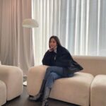 Kang Min-ah Instagram - 🖤 #라퍼지스토어 #피쉬테일 #숏야상 #숏파카 #광고