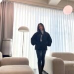 Kang Min-ah Instagram - 🖤 #라퍼지스토어 #피쉬테일 #숏야상 #숏파카 #광고