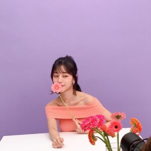 Kang Min-ah Instagram - 🌷