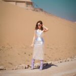 Kanika Kapoor Instagram - #dubai 🎼🎤 #kanikakapoorlive #kanikakapoor #india #bollywood #musician #mydubai Dubai, United Arab Emirates