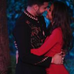 Karan Kundrra Instagram - When you’re with the right person.. there are no challenges in love ❤️‍🔥Don’t Forget to watch #TemptationIslandIndia with my own little red hot temptation @tejasswiprakash tonight at 8 only on @officialjiocinema Outfit: @bharat_reshma