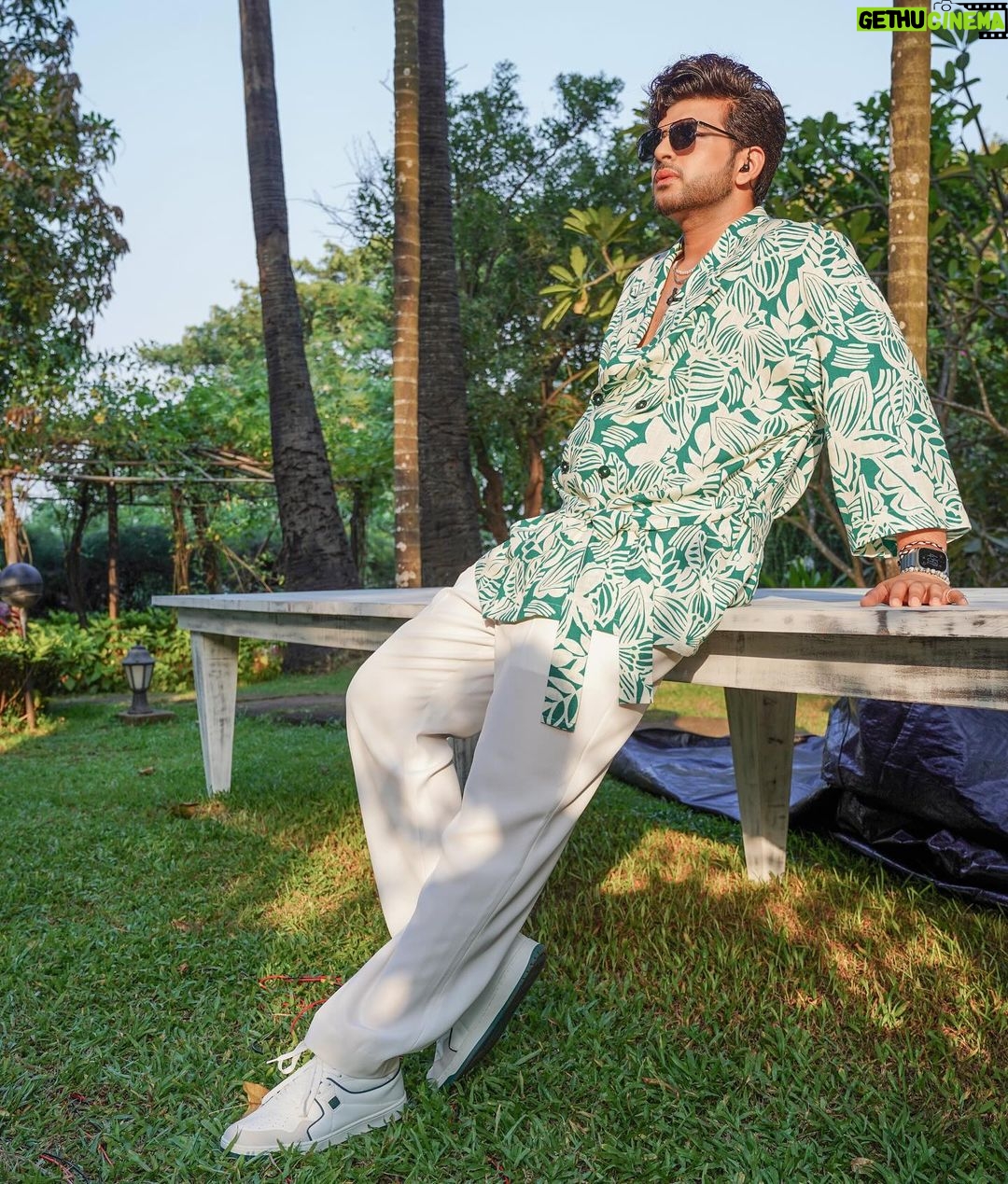 Karan Kundrra Instagram - Do it right and once is enough - Life..!