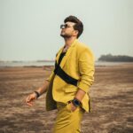 Karan Kundrra Instagram - there’s always somewhere a path will lead.. go where there’s no path and leave a trail.. #LeadTheWay #HarMaidanFateh
