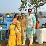 Karan Kundrra Instagram - Khushiyaan da chadeya ajj vellaa vey..! @tejasswiprakash @sharyumahale @kyle.dempsey3 ❤️❤️ Tejasswi: Styled by @akankshakawediastyle Outfit @forampatel_official Jewellery @aquamarine_jewellery