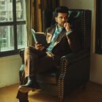 Karan Kundrra Instagram - "May You Be In Heaven A Full Half Hour Before The Devil Knows You're Dead" ~ peaky blinders Styled by @robertson_lyngdoh_ Wearing @tenassi @jackjonesindia Jewellery @inoxjewelryin