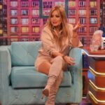 Karina 'La Princesita' Instagram - Ayer la pasé súper bien en @nochealdente por @americatv @ferdente te felicito mucho y gracias a vos y a todo el equipo. Me faltó decir que amo con mi alma la foto 10 St @mariu.martorell Camisa vestido hermosaaaaaa de @aloudoficial Accesorios @besameromeo.joyeria @celesteuria y @rodrigomesina