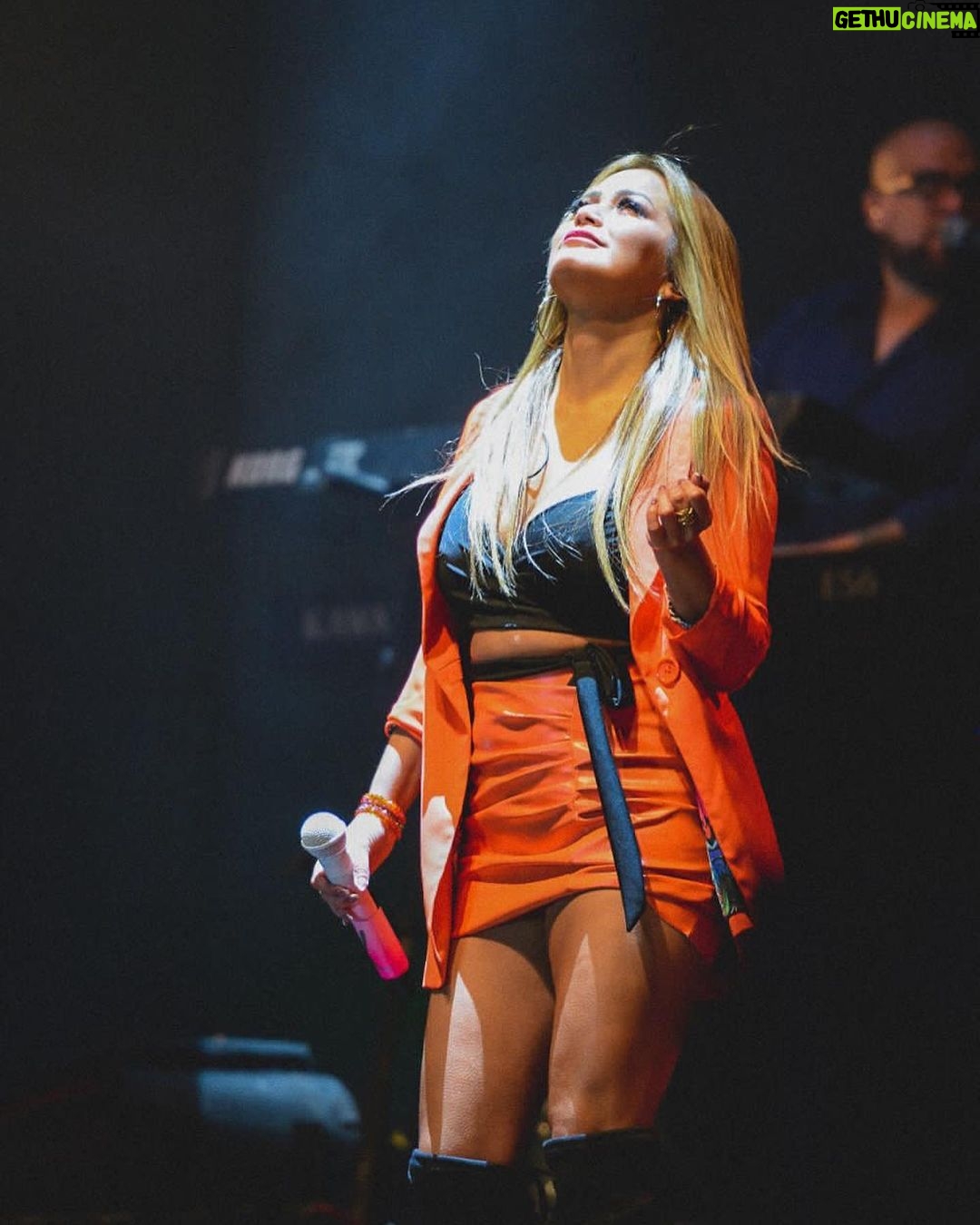Karina 'La Princesita' - 129.9K Likes - SOY TU MEDIA NARANJA Algo del finde en Jujuy!!!! DespuΓ©s subo algo de Salta. Gracias a todos!!! Esta noche Bs As