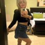 Karina 'La Princesita' Instagram - A simple vista son todas iguales, todas lo mismo no? Pero sabes que? No! En realidad una es distinta, única e irrepetible