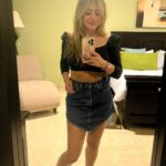 Karina 'La Princesita' Instagram - A simple vista son todas iguales, todas lo mismo no? Pero sabes que? No! En realidad una es distinta, única e irrepetible