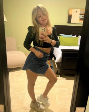 Karina 'La Princesita' Instagram - A simple vista son todas iguales, todas lo mismo no? Pero sabes que? No! En realidad una es distinta, única e irrepetible