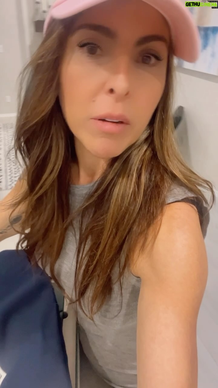 Kate del Castillo Instagram - #palmroyale @appletv tomorrow streaming the first three episodes! Congratulations!!