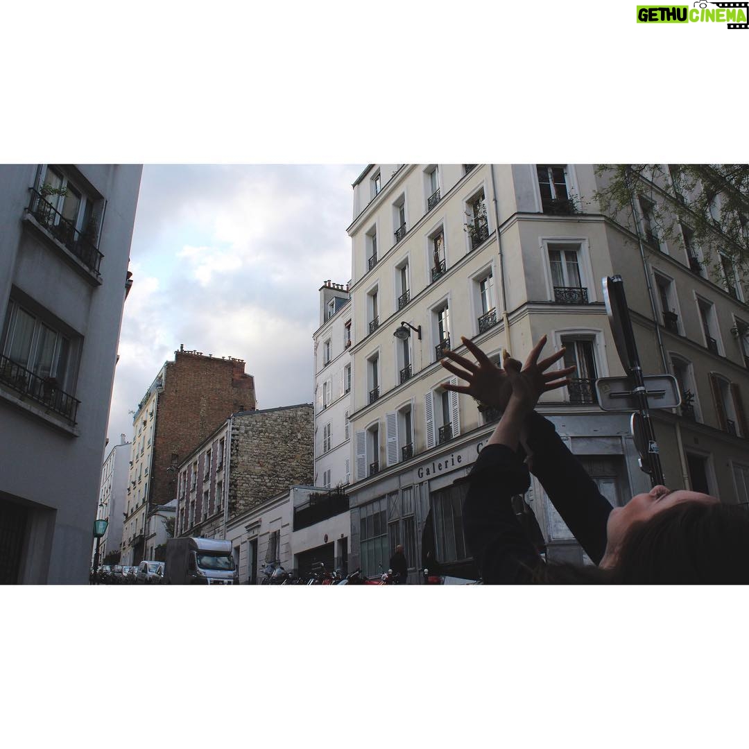 Katie Douglas Instagram - Le Village Montmartre