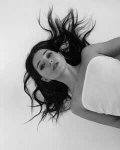 Katie Douglas Instagram - perpetual grimace! Photographer: @EmilynnRose Stylist: @AlexusShefts MUA: @MakeupByMazer Hair: @HaileyAdickesHair Location: @Villa__Blanco