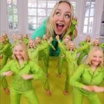 Kelli Erdmann Instagram - Greenman is still feeling nauseous 😵‍💫 Worth it thanks @doplme for making all the mini-me’s!! #dopl #happykelli #dance #zoetrope #greenman #animation