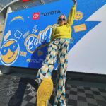 Kelli Erdmann Instagram - Thanks @toyotasocal for inviting us to the @chargers game!! Taylor wasn’t there but we had so much fun!! 😝 #ad #chargers SoFi Stadium