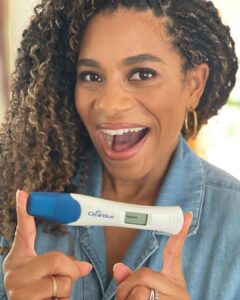Kelly McCreary Instagram - When being late comes right on time… Surprise! WE’RE HAVING A BABY! Pete and I are thrilled to be growing our family, and to share the news with all of you! Lemme tell you, there’s nothing like finding out by seeing the word spelled out, clear as day, leaving no mystery whatsoever: PREGNANT! Thank you, @Clearblue, for being with us on the journey! As part of this exciting moment, I wanted to help raise awareness for Clearblue partner @marchofdimes and their amazing efforts to raise awareness for Black maternal and infant health. This year, they launched an implicit bias training for more than 15,000 health care providers with the goal of uncovering institutionalized racism in the health care system and training health care workers not to perpetuate the cycles of discrimination to achieve equity for all moms and babies. Please check out marchofdimes.org for more! #ClearbluePartner #ClearblueConfirmed