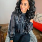 Kelly McCreary Instagram - A fresh press for some fresh press. ✨Glammed up by @marjthestylist and @autumnmoultriebeauty 💋💋
