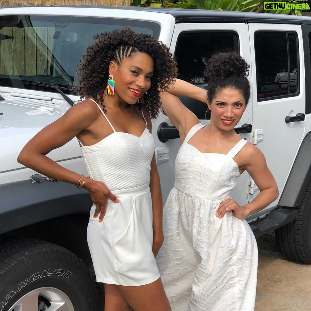 Kelly McCreary - 66.2K Likes - {swipe} Raise your hand if you’ll be in the house to see these two dummies at @lashortsfest screening of @acohortofguests on Sunday night? 🙋🏻♀️🙋♀️🙋🏼♀️🙋🏽♀️🙋🏾♀️🙋🏿♀️ Expect more ridiculousness. Link in bio for tix! #acohortofguests #shortfilms 📷: @savageblackout