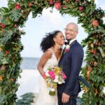 Kelly McCreary Instagram - Four years in… and I’d do it again and again. Happy anniversary, baby. 🖤🤲🏽💋