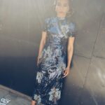 Kelly McCreary Instagram – S C U L P T U R E
@marjthestylist
@karinamilan__
@albrightfashionlibrary
For Essence Black Women In Hollywood awards luncheon ❄️