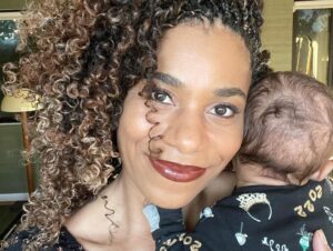Kelly McCreary Instagram - Leaving 2021 with peace in my spirit. This was a helluva full year for our family. We grew in number and in love and strength. Indigo has already hit the reset button for us, renewing our values, our sense of purpose, humbling and teaching and delighting us each and every day. We endured multiple hospitalizations, a lot of sickness, and thankfully saw a lot of healing. I vomited more times than you can possibly imagine. And then remember that time I burned my face — my FACE!— while cooking? Vaccinations opened the door to our first dinner out, first flight, first family gatherings after 15 months of staying our butts at home. Spent more beautiful time with my original family than I have been able to do in years. Not taking those moments for granted anymore. Went from a camera roll full of dog photos to one full of baby photos (sorry, Motown). My eyebrows, in general, looked great. And I managed to get this holiday makeup on with one hand while holding this baby. Accomplishments, y’all. Change, too. Trauma. Healing. Fun. Miracles. And so much love. We made it through because of that. Happy New Year to you. I wish you a year with more of what you want and all of what you need. 💙💙💙