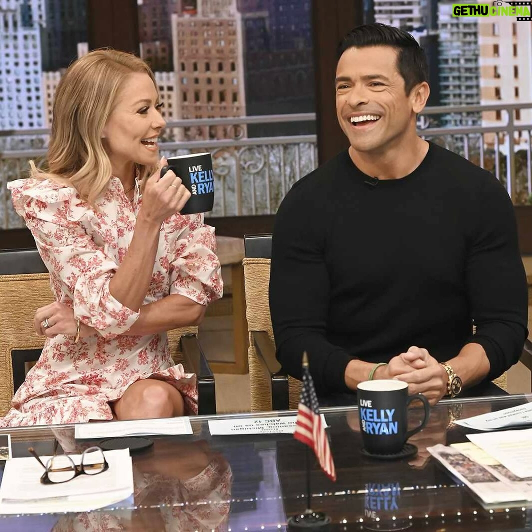 Kelly Ripa Instagram - Celebrating my favorite co-host on National TV Talk Show Host Day! Has it really been 6 months already?! @Instasuelos