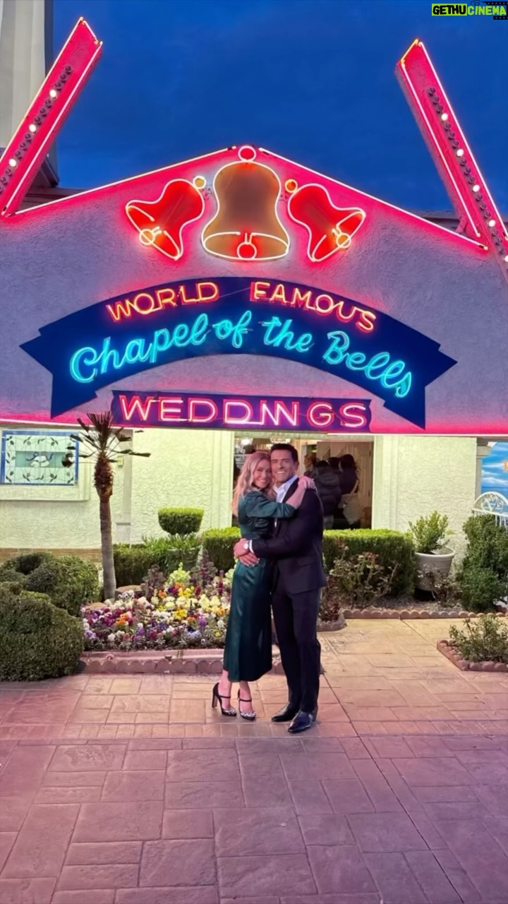 Kelly Ripa Instagram - Congratulations to Mr. And Mrs. Santiago! It was an honor to officiate your wedded bliss! Another Chapel Of the Bells love story begins ♥️💕💒 Chapel Of The Bells