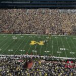 Kelly Ripa Instagram - Weekend big house photo tour. Go blue 〽️💙💛 University of Michigan