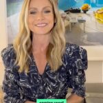 Kelly Ripa Instagram - Thanks for listening to @LetsTalkOffCamera season 1 💚 Can’t wait for you to hear what’s in store for season 2! #StayTuned #LetsTalkOffCamera #Podcast