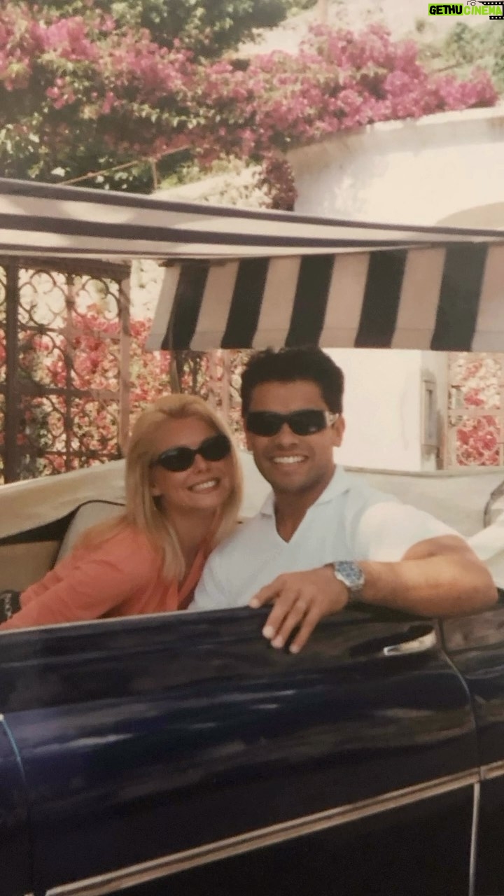 Kelly Ripa Instagram - 27 years … in 27 seconds! Happy Anniversary to my beloved @Instasuelos. #TimeFlies