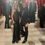 Kelly Ripa Instagram – Mom and Dad attend the #oscars champagne carpets and caviar dreams🖤🖤