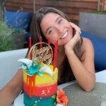 Kelly Ripa Instagram - She’s 21!!! Happy birthday @theyoungestyung we love you so much! You are our heart and soul ♥️♥️♥️⭐️⭐️⭐️