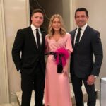 Kelly Ripa Instagram - I typically don’t post twice in one day, but this is a special occasion 💕 #gaynorgala 💚
