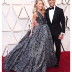 Kelly Ripa Instagram - #fbf 2019 #Oscars One of those times it all came together nicely. (I’d like to thank whoever took this pic!⭐️⭐️⭐️⭐️⭐️)