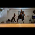 Kelly Ripa Instagram - For advanced dancers follow @a.brittany_ on the right. For awkward version follow me on the left. 😷😷🔥🔥 #lemmeseechallenge