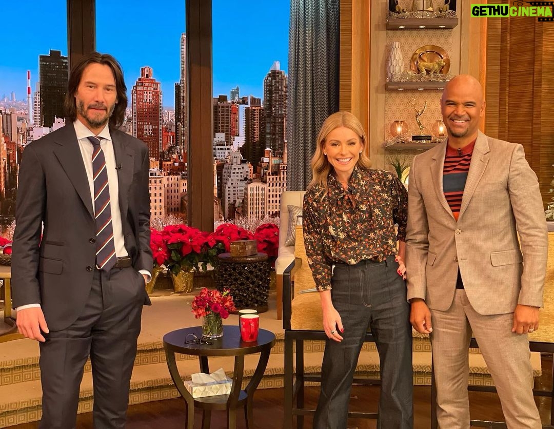Kelly Ripa Instagram - 30 years of friendship enters the Matrix today on #live ! @alldondre brings his A game, vintage pics, and #keanureeves (swipe to see us in 91’) I brought my signature awkward pose. You’re welcome