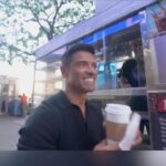 Kelly Ripa Instagram - Down memory lane in NYC with Daddy Cool @instasuelos New York, New York