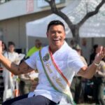 Kelly Ripa Instagram - ¡Viva México! 🇲🇽 @Instasuelos was increíble today as the Grand Marshal for the #EastLaParade! Feliz #MexicanIndependenceDay ❤️💚 East Los Angeles, California