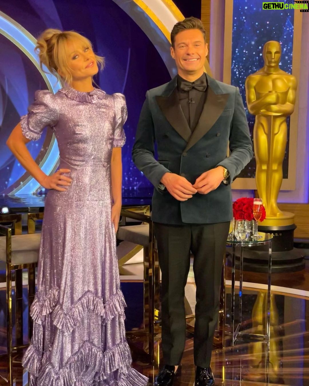 Kelly Ripa Instagram - She bangs (delayed post from a long work sleep-under) Dress: @thevampireswife Jewelry: @stephenrusselljewelry Hair: @ryantrygstadhair Makeup: @kellyripa Styling: @audreyslaternyc Photo: @theyoungestyung