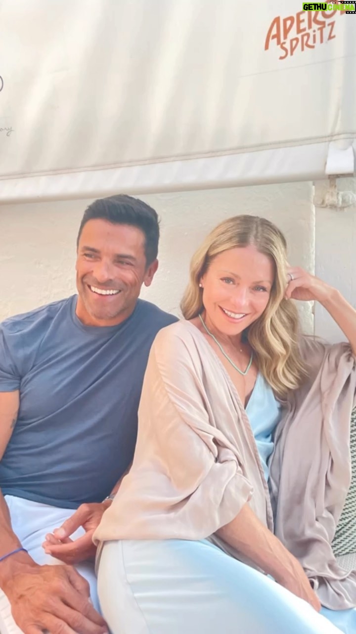 Kelly Ripa Instagram - ευχαριστω ελλαδα 💙🇬🇷🧿 @instasuelos @theyoungestyung Greece