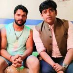 Khesari Lal Yadav Instagram - रवि भईया अपने के जन्मदिन की ढेरों खुशियां और प्यार। भईया आपका स्नेह और आशीर्वाद हमेशा आपके इस छोटे अनुज पर बना रहे। महादेव आपको हमेशा स्वस्थ और प्रसन्न रखे, मेरी प्रार्थना है। हैप्पी बर्थडे भईया। प्यार ❤️