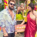 Khesari Lal Yadav Instagram - 😂 . . . #dimpalsingh #khesari_yadav #spreadthelove💞💫💞