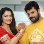 Khesari Lal Yadav Instagram - हमारी प्यारी दुबे जी को आज उनके जन्मदिन पर बहुत बहुत खुशियां। आप हमेशा ऐसे ही हस्ते मुस्कराते रहे, हमारी शुभकामनाएं है। हैप्पी बर्थडे टू यू दुबे जी। 🎂❤️ @aamrapali1101